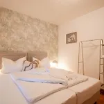 Apartman Elbe52 - By Bohnapartments- Naehe Elbe- Wlan- Parken Geesthacht